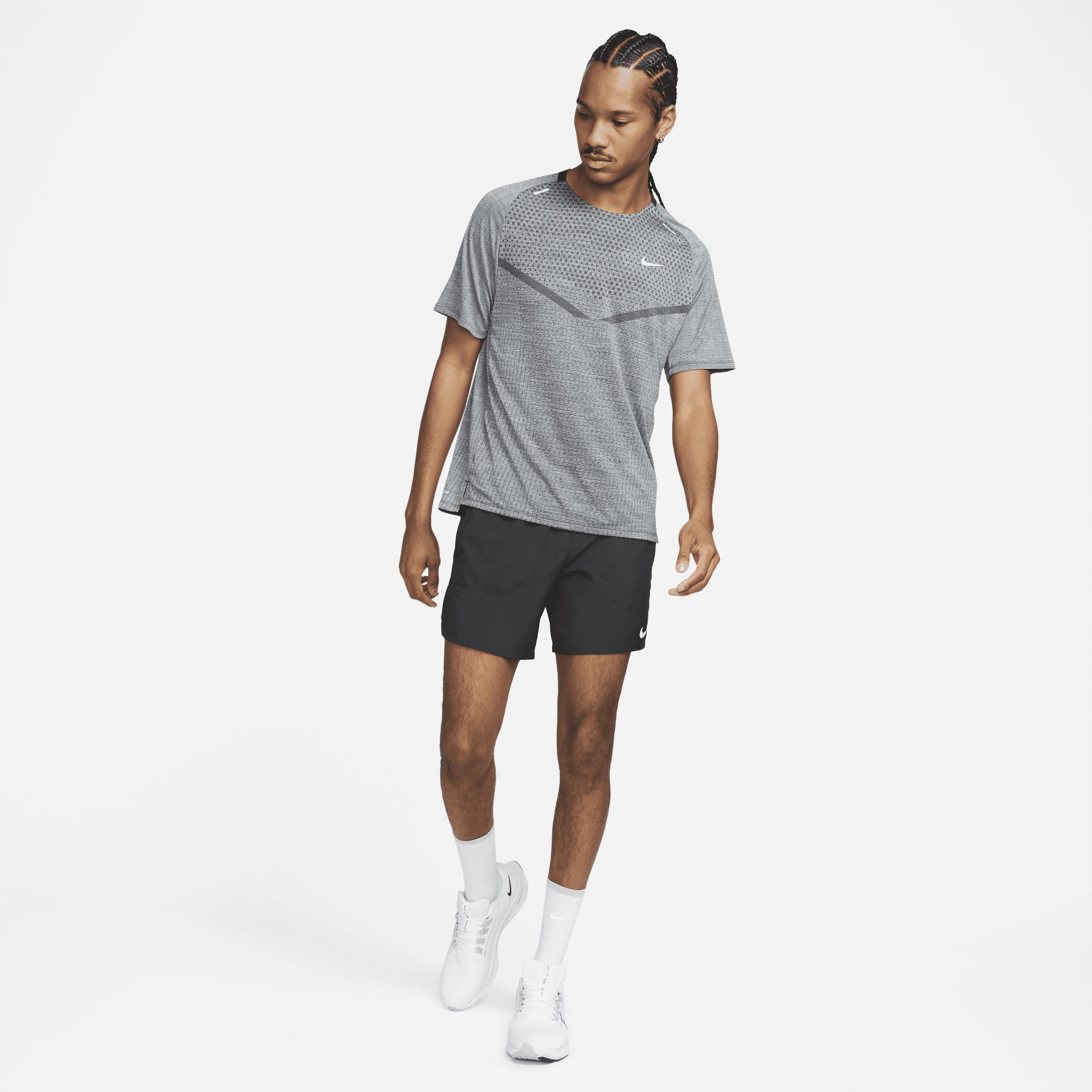 Nike TechKnit Men's Dri-FIT ADV Short-Sleeve Running Top Product Image