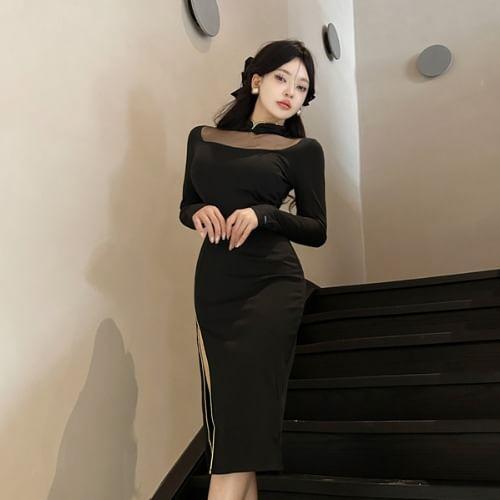 Long-Sleeve Mock Neck Slit Hem Plain Midi Sheath Dress Product Image