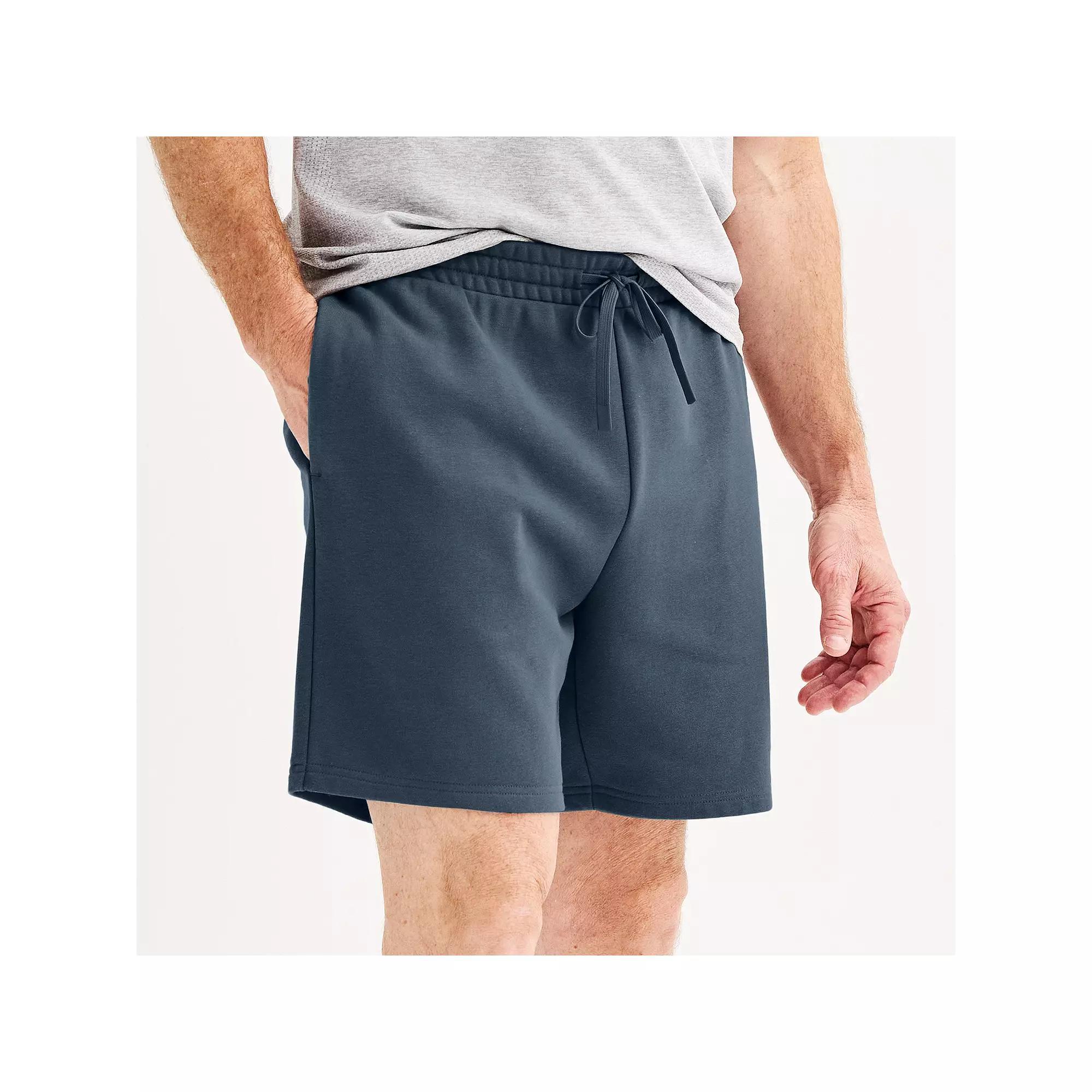 Men's Tek Gear® 7 in. Weekend Shorts,  Product Image