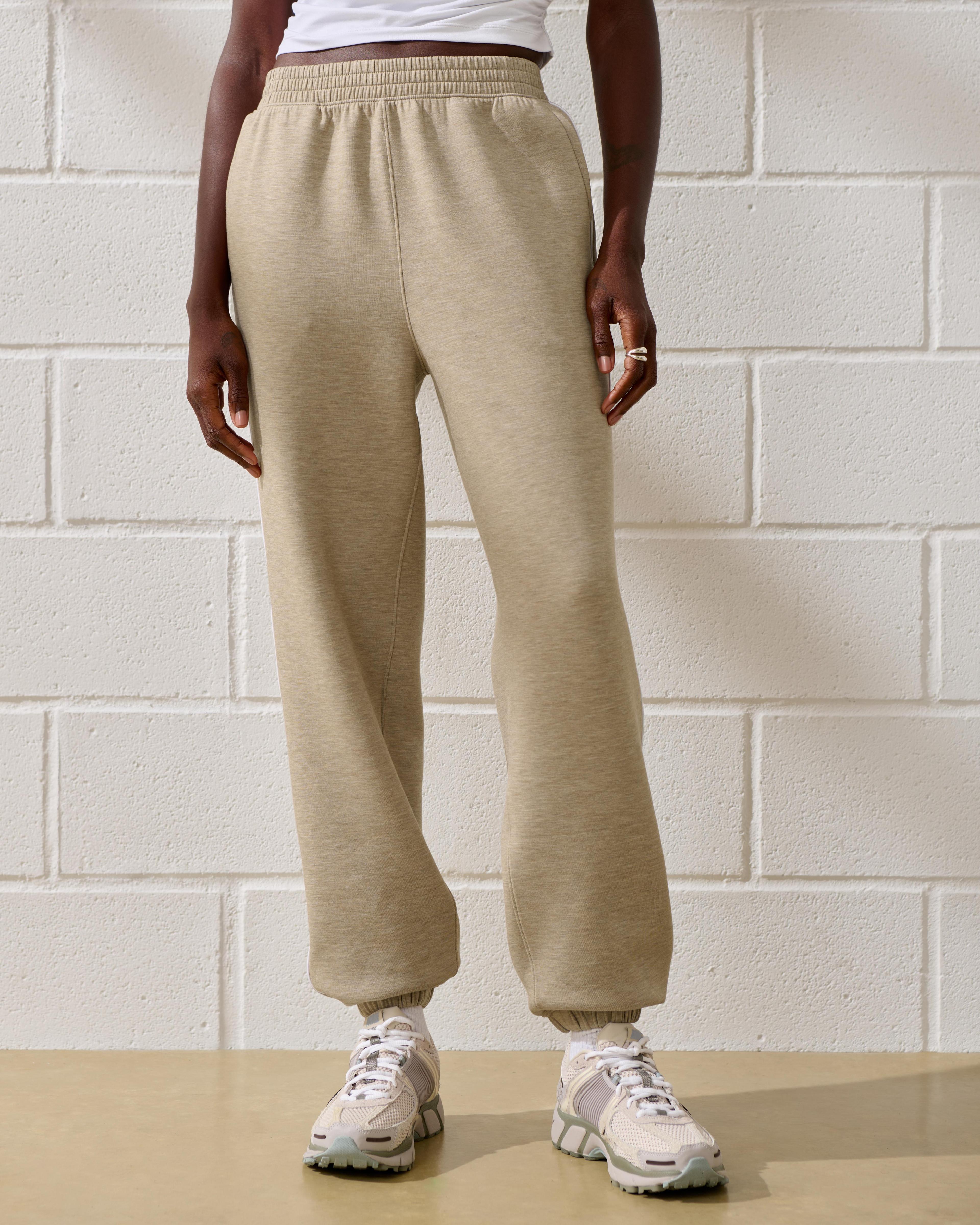 YPB neoKNIT Sweatpant Product Image