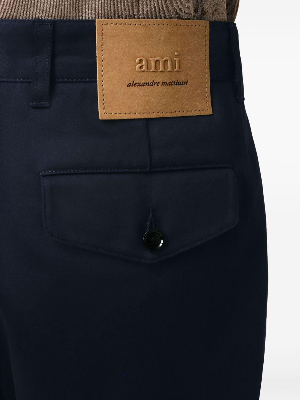 oversized carrot-cut trousers Product Image