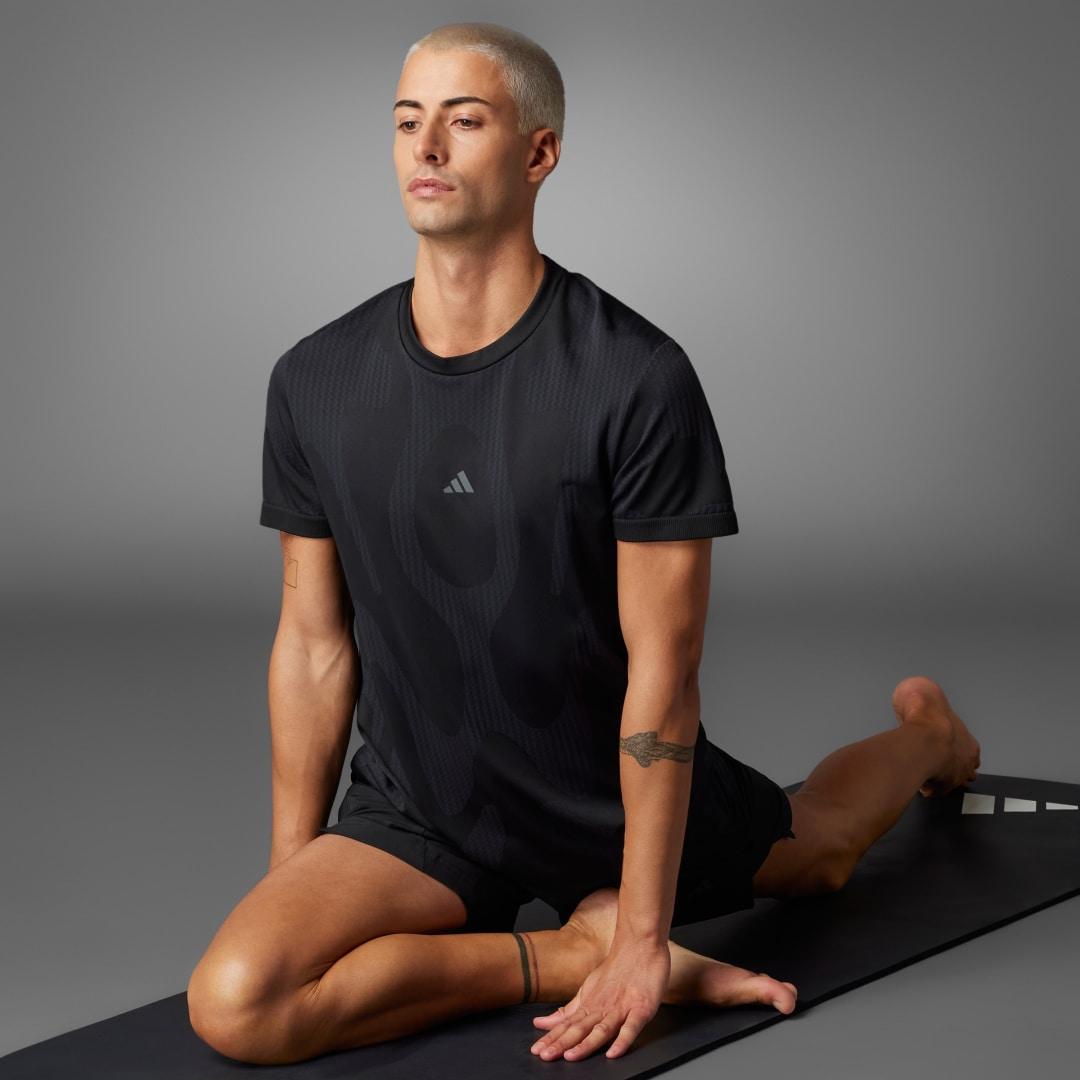 adidas Designed for Training Yoga Seamless Tee Shadow Fig L Mens Product Image