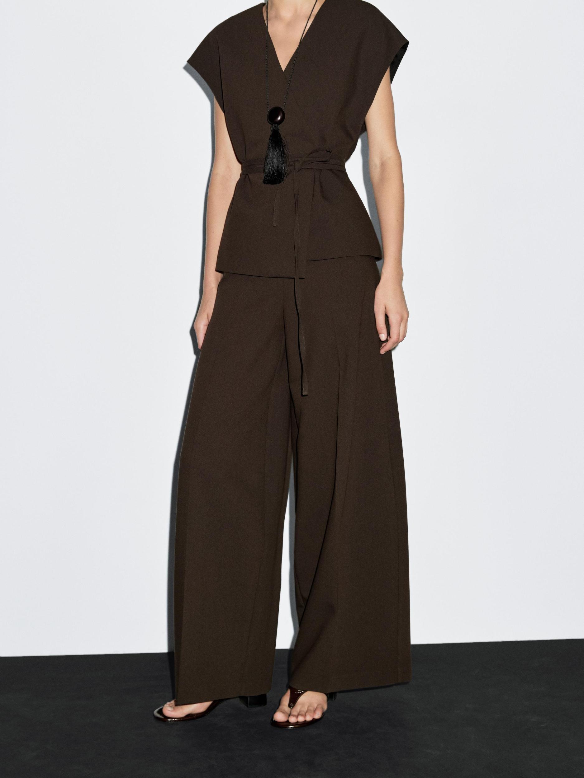 High-waist wide-leg trousers Product Image