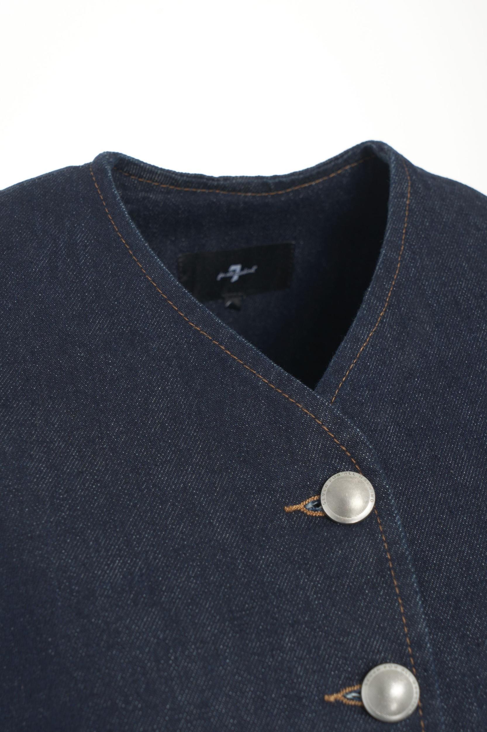 Leather shoulder bag Product Image