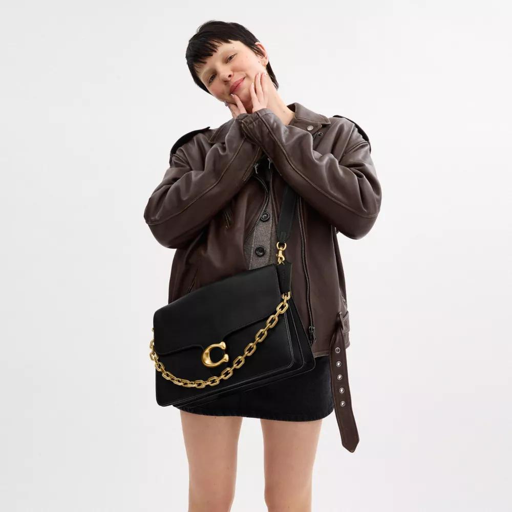 Chain Tabby Shoulder Bag 35 Product Image