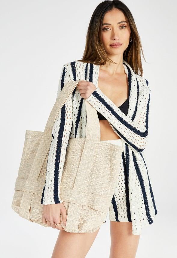 Traveling Raffia Bag Product Image