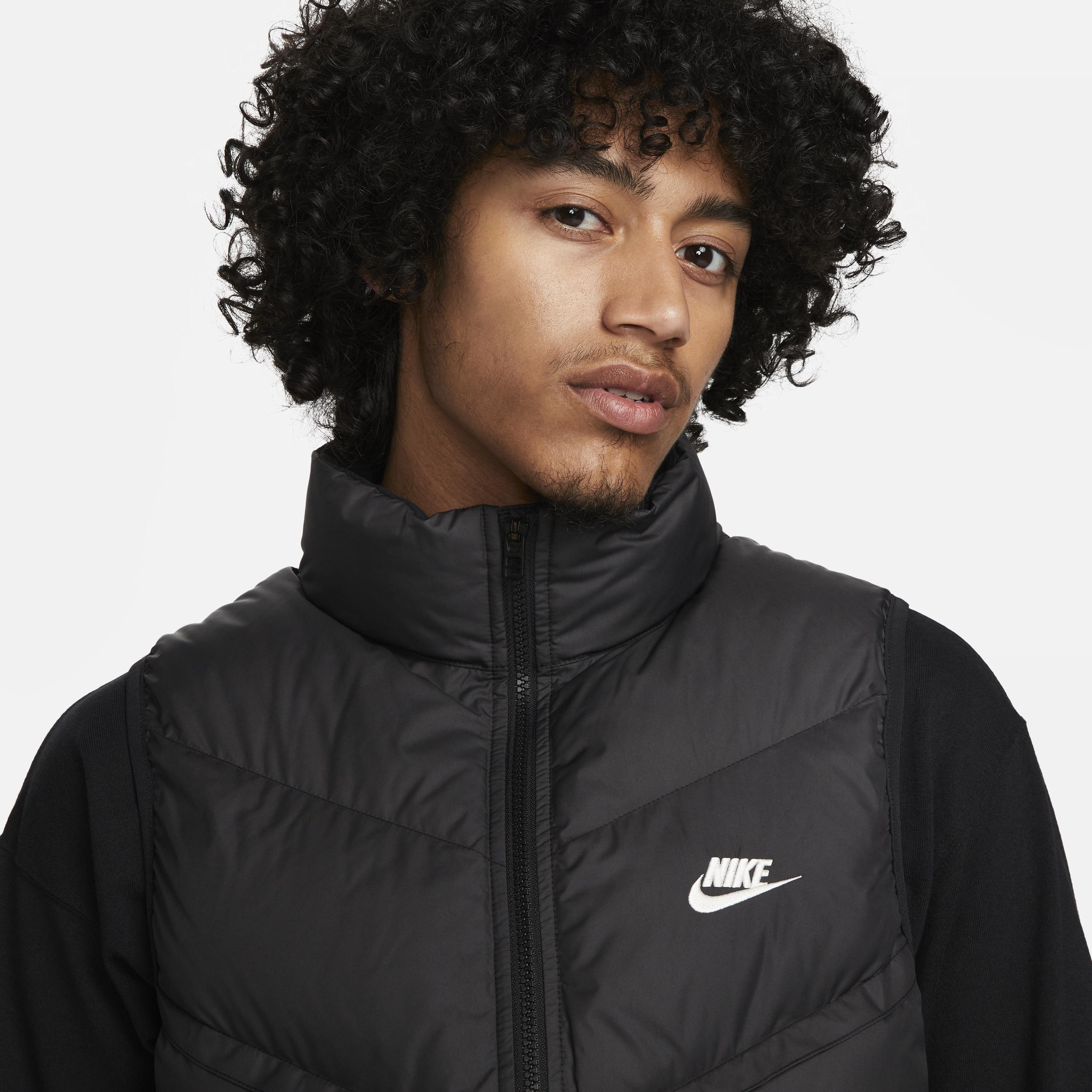 Nike Storm-FIT Windrunner Men's Insulated Vest Product Image