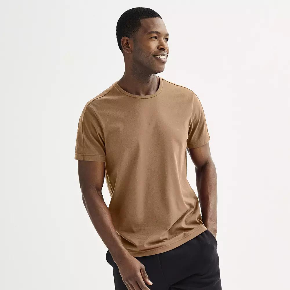 Men's Tek Gear® Essential Gear Tee,  Product Image