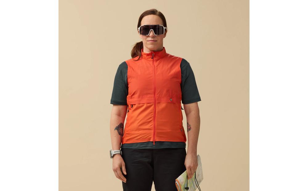 Hoja Adventure Vest W Product Image