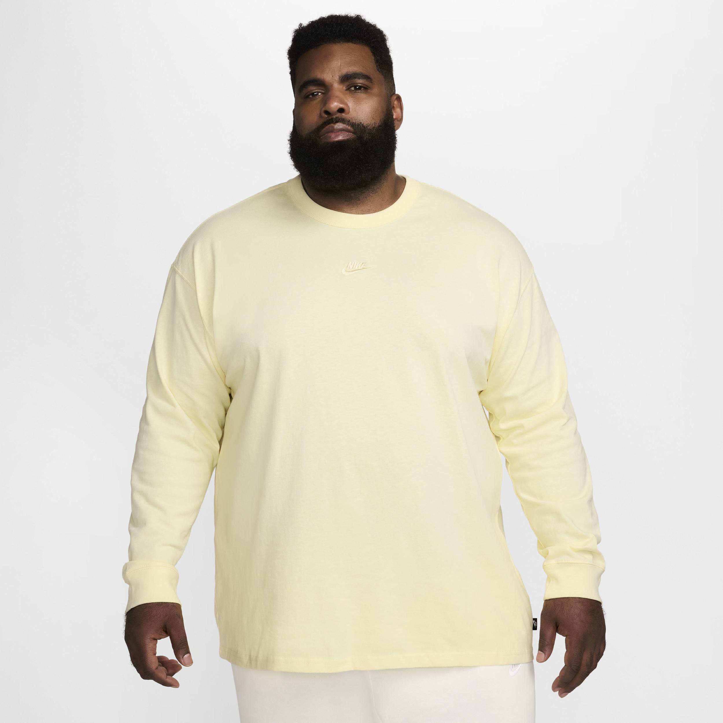 Men's Nike Sportswear Premium Essentials Long-Sleeve T-Shirt Product Image