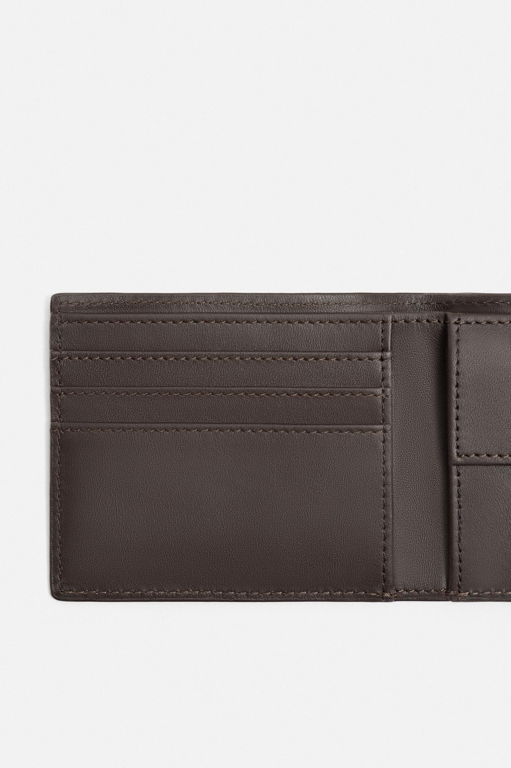 LEATHER WALLET Product Image