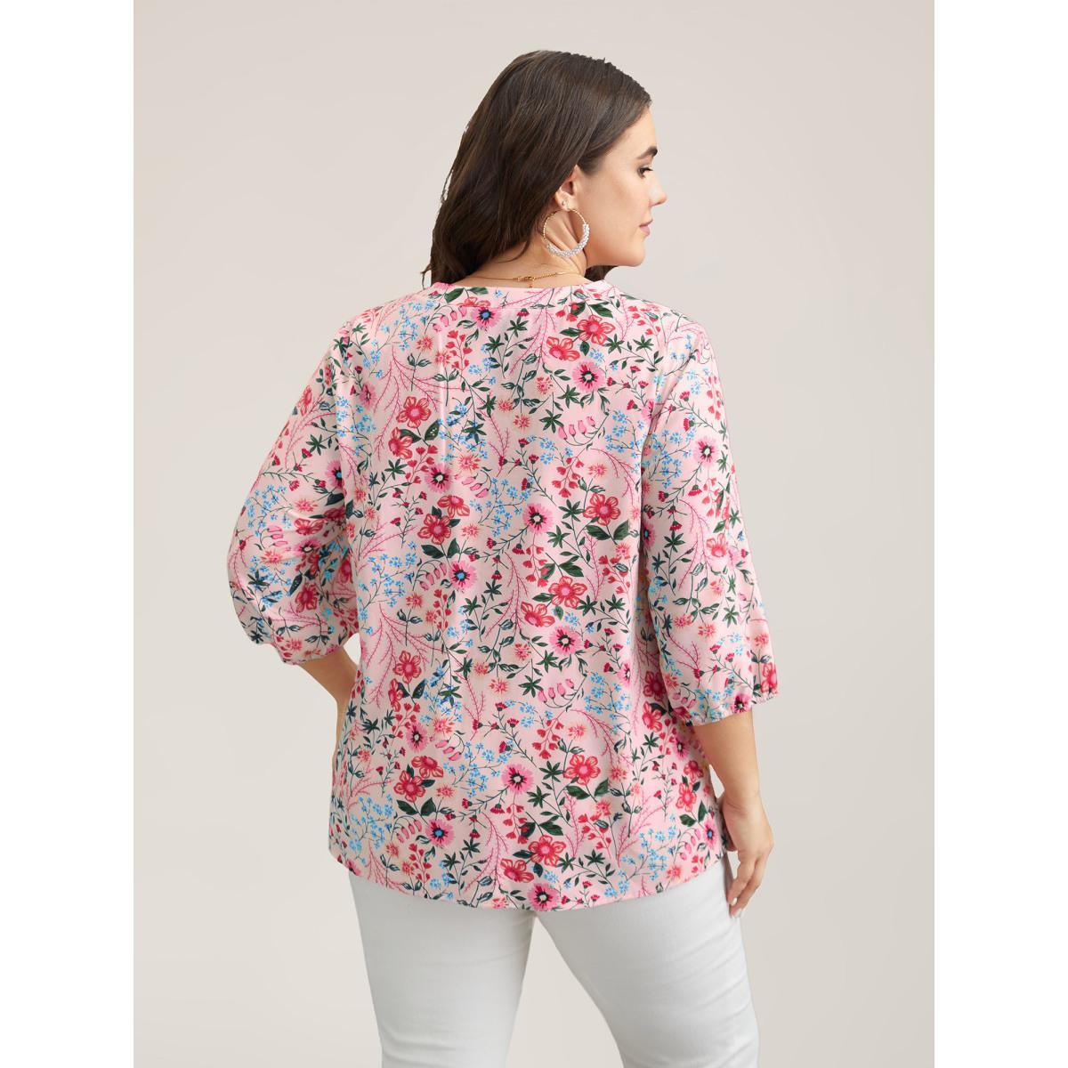Plus Size Lightpink Floral Print Notched Collar Shirt Women Timeless Elbow-length sleeve Notched collar Elegant Blouses BloomChic 30/6X Product Image