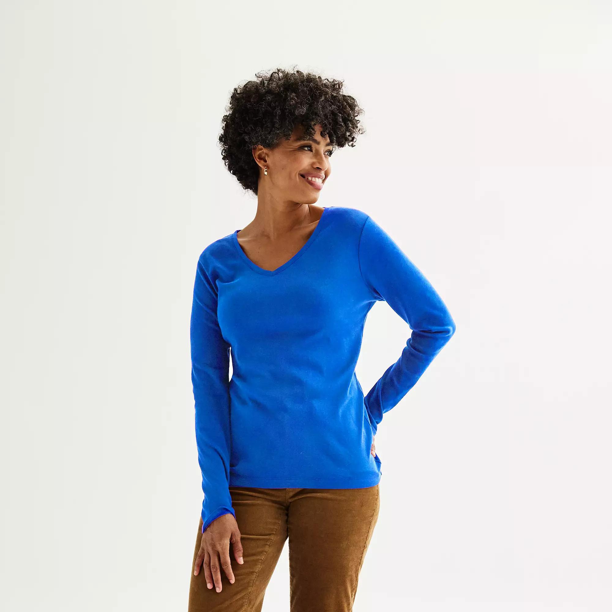 Women's Croft & Barrow® Essential Long Sleeve V-Neck Tee, Size: Small, Chicago Red Product Image