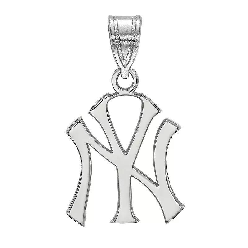 LogoArt 10K Gold New York Yankees Pendant, Womens Product Image