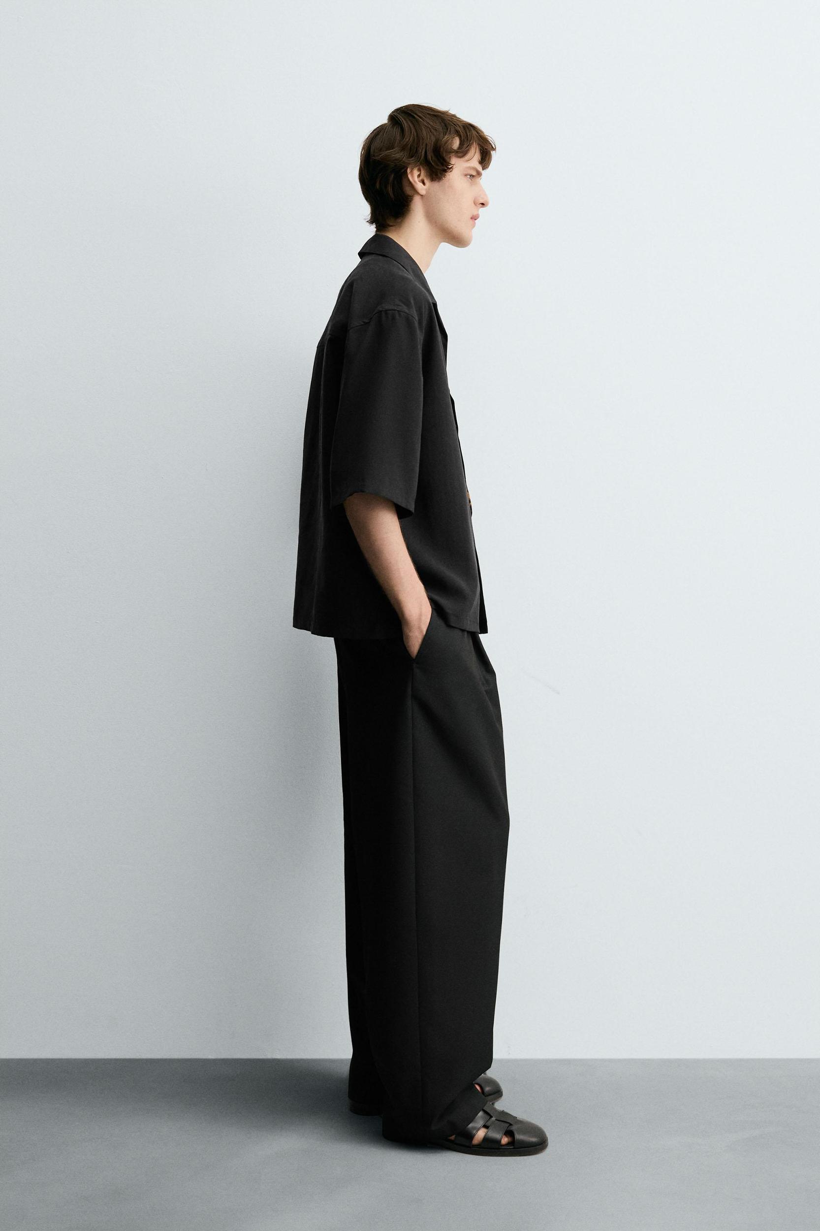 RELAXED FIT FLOWY SHIRT Product Image