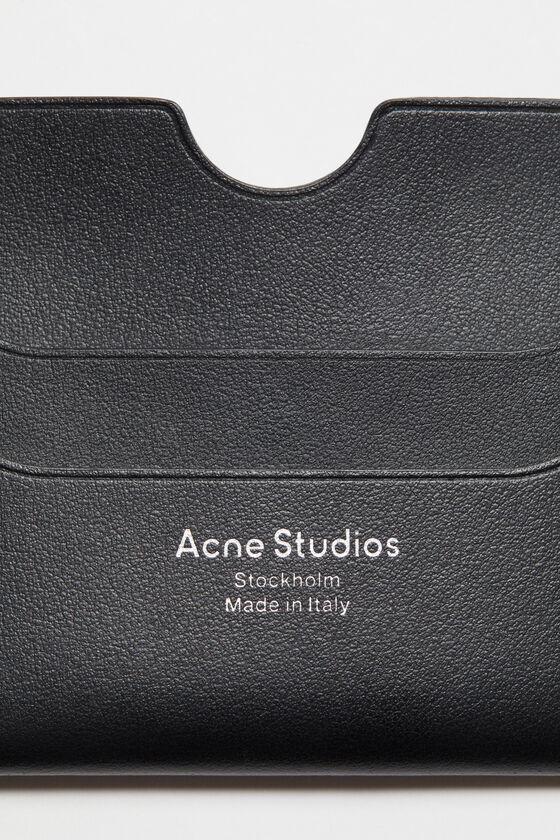 Leather card holder Product Image