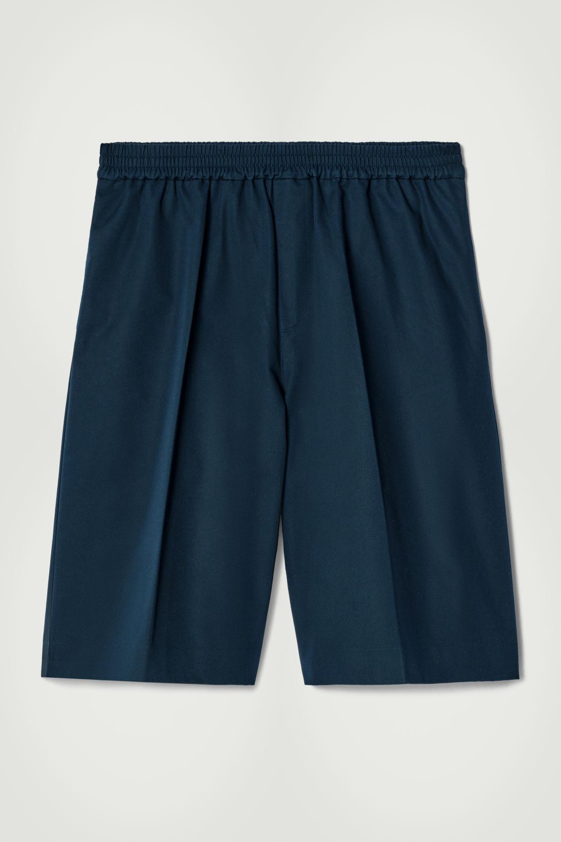 OVERSIZED ELASTICATED WIDE-LEG SHORTS Product Image