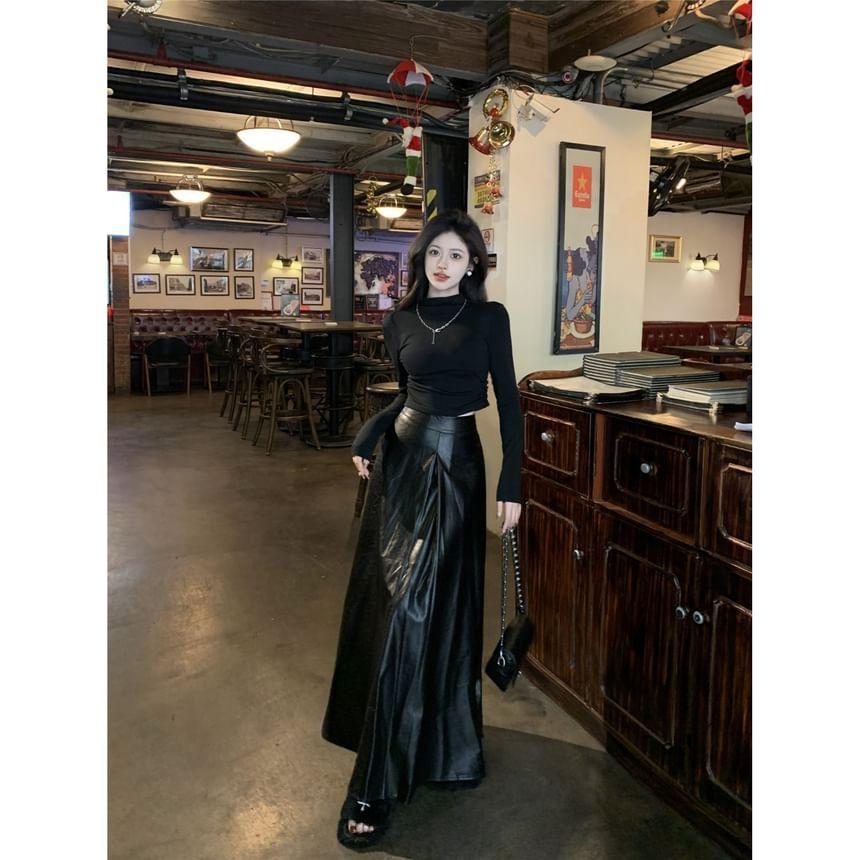 Long-Sleeve Mock Neck Plain Ruched Crop T-Shirt / High Waist Faux Leather Maxi A-Line Skirt Product Image