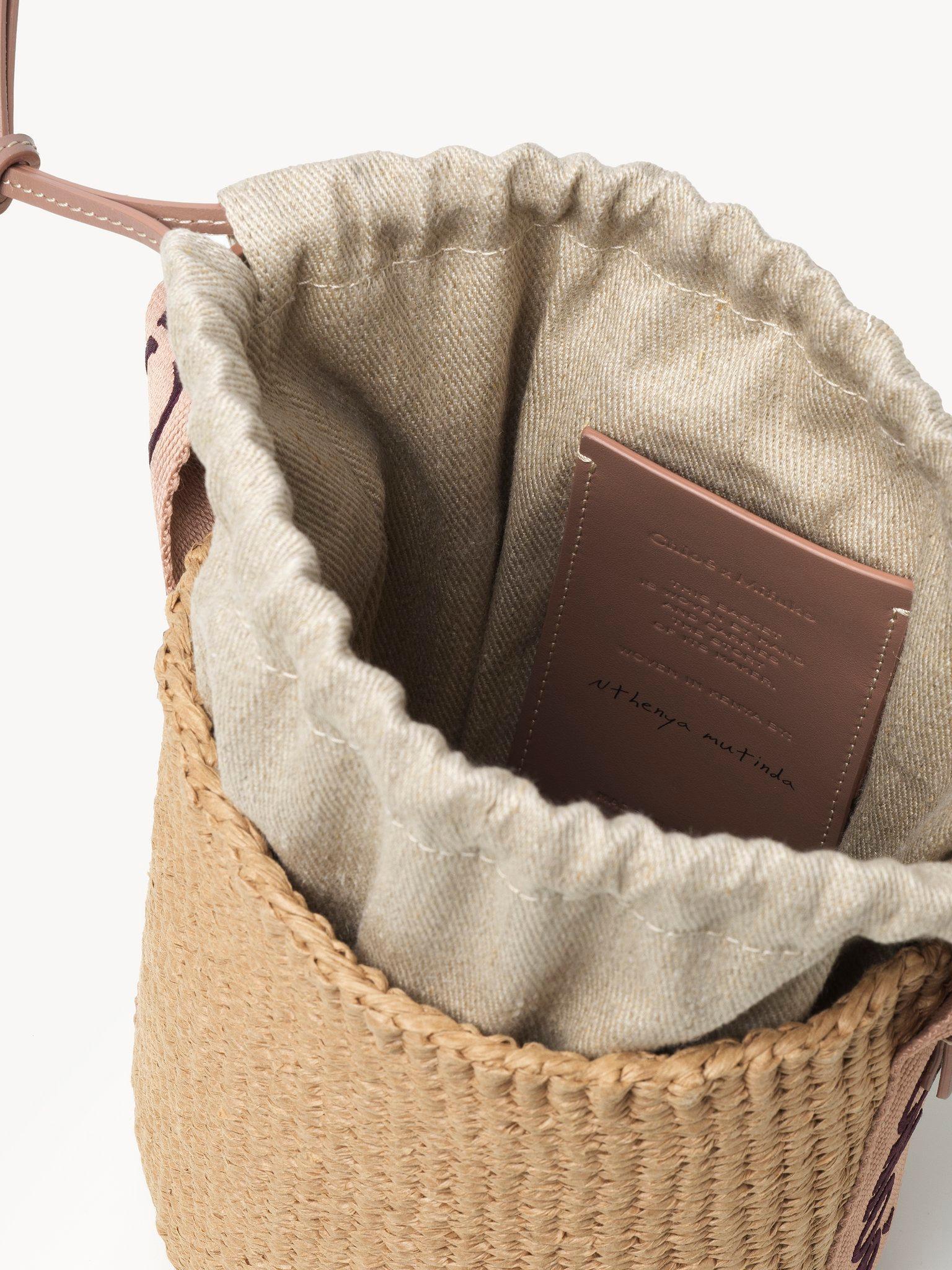 Small Woody basket in natural fibers Product Image