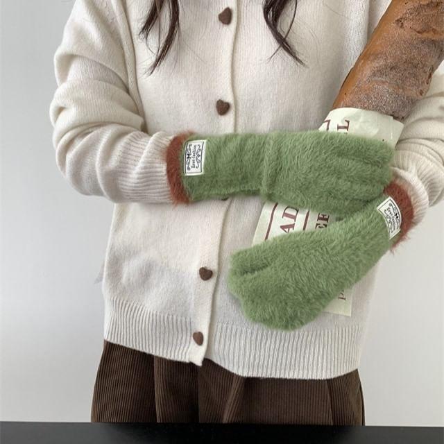 Contrast Trim Knit Gloves Product Image