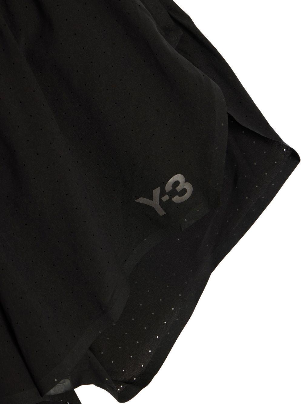 M Run shorts Product Image