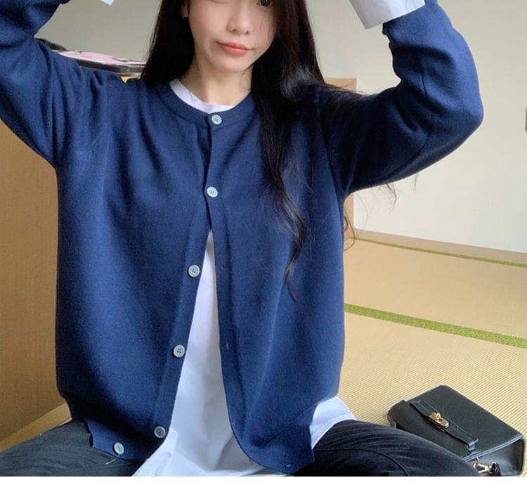 Round Neck Plain Cardigan / Long-Sleeve Round Neck Plain T-Shirt Product Image