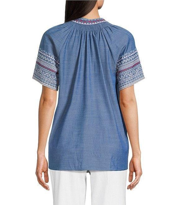 Calessa Petite Size Split V-Neck Short Sleeve Embroidered Tunic Product Image