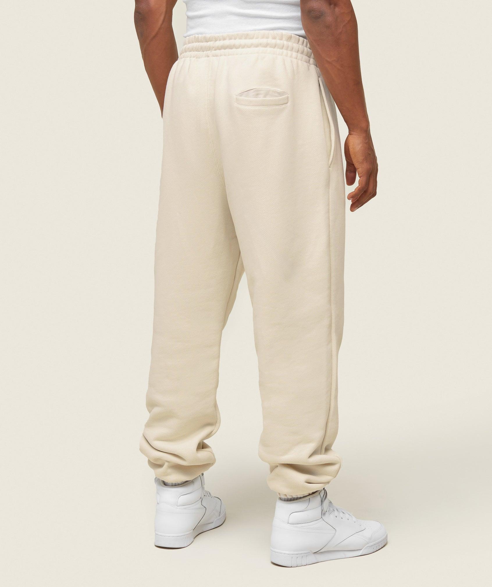 Gymshark everywear Relaxed Sweatpants - Oat White Male Product Image