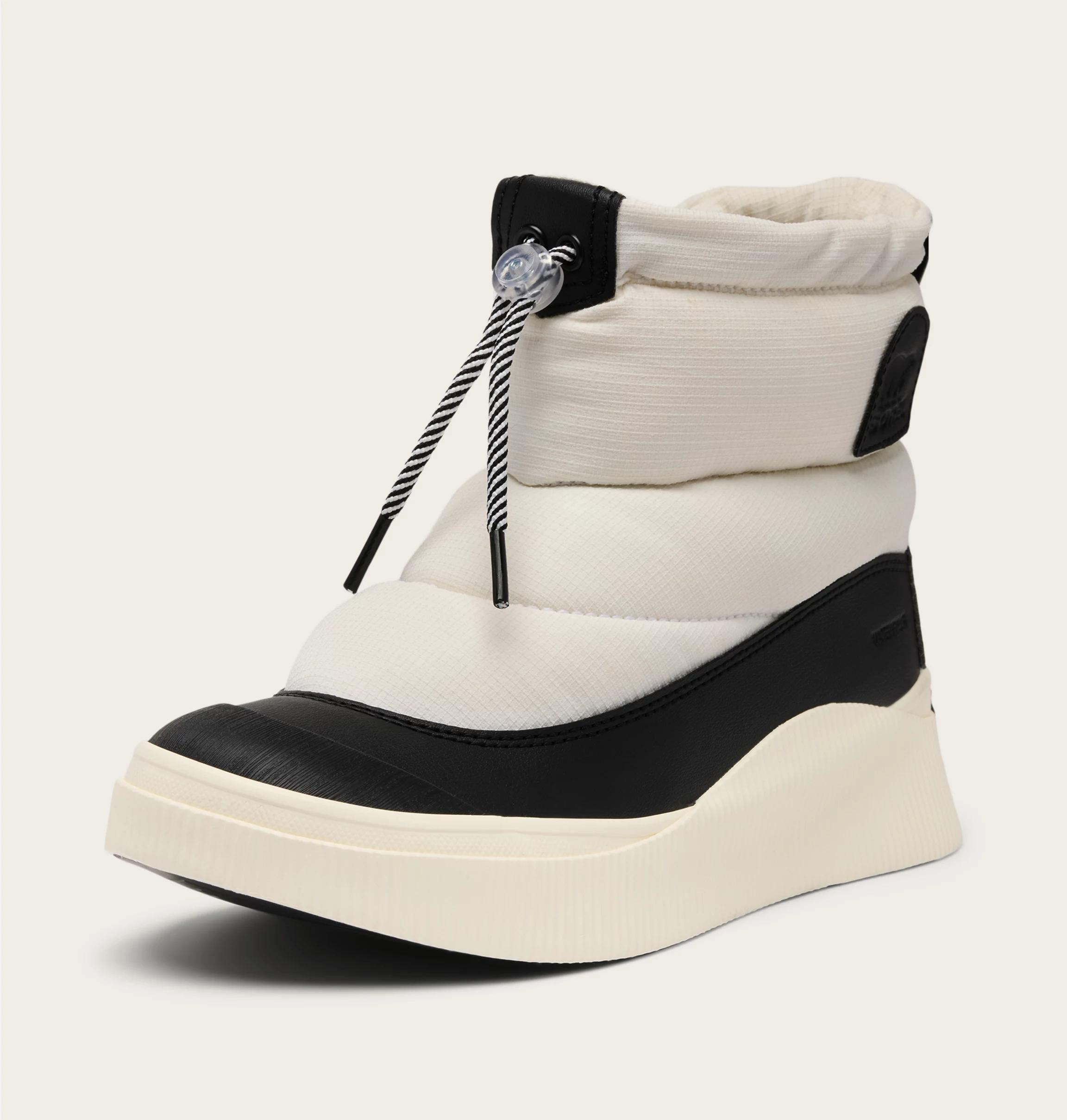 OUT N ABOUT™ IV Puffy Women's Waterproof Boot Product Image