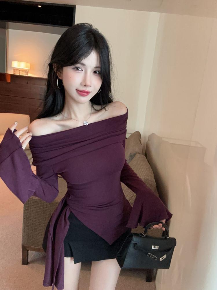 Flared-Sleeve Off-Shoulder Plain Asymmetrical Tee Product Image