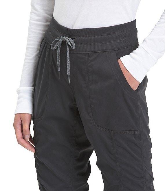 The North Face Aphrodite 2.0 Water Resistant Drawstring Capri Pants Product Image