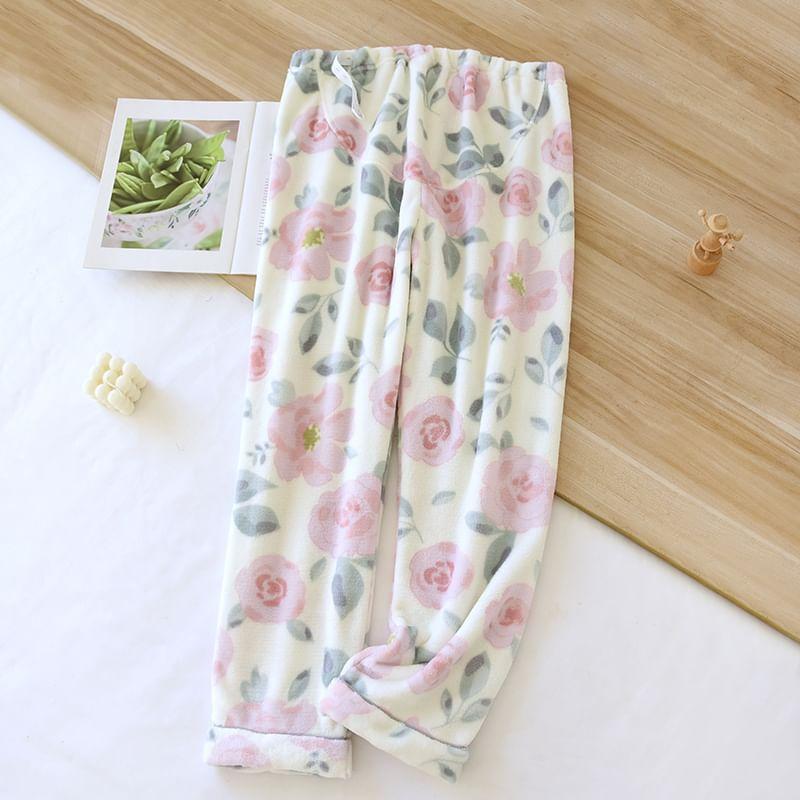 Maternity Elastic Waist Patterned Fleece Pajama Pants Product Image