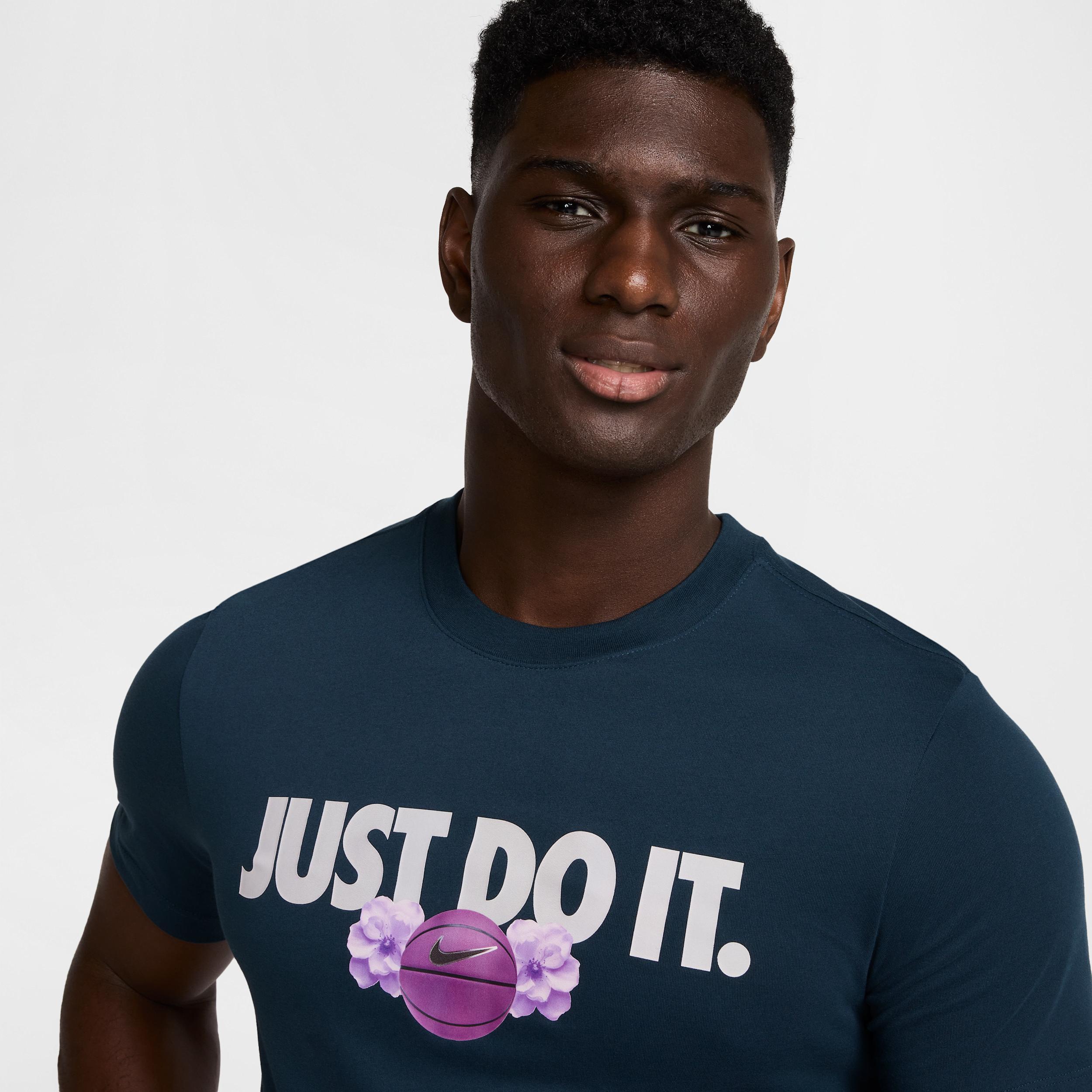 Nike Men's Dri-FIT Basketball T-Shirt Product Image