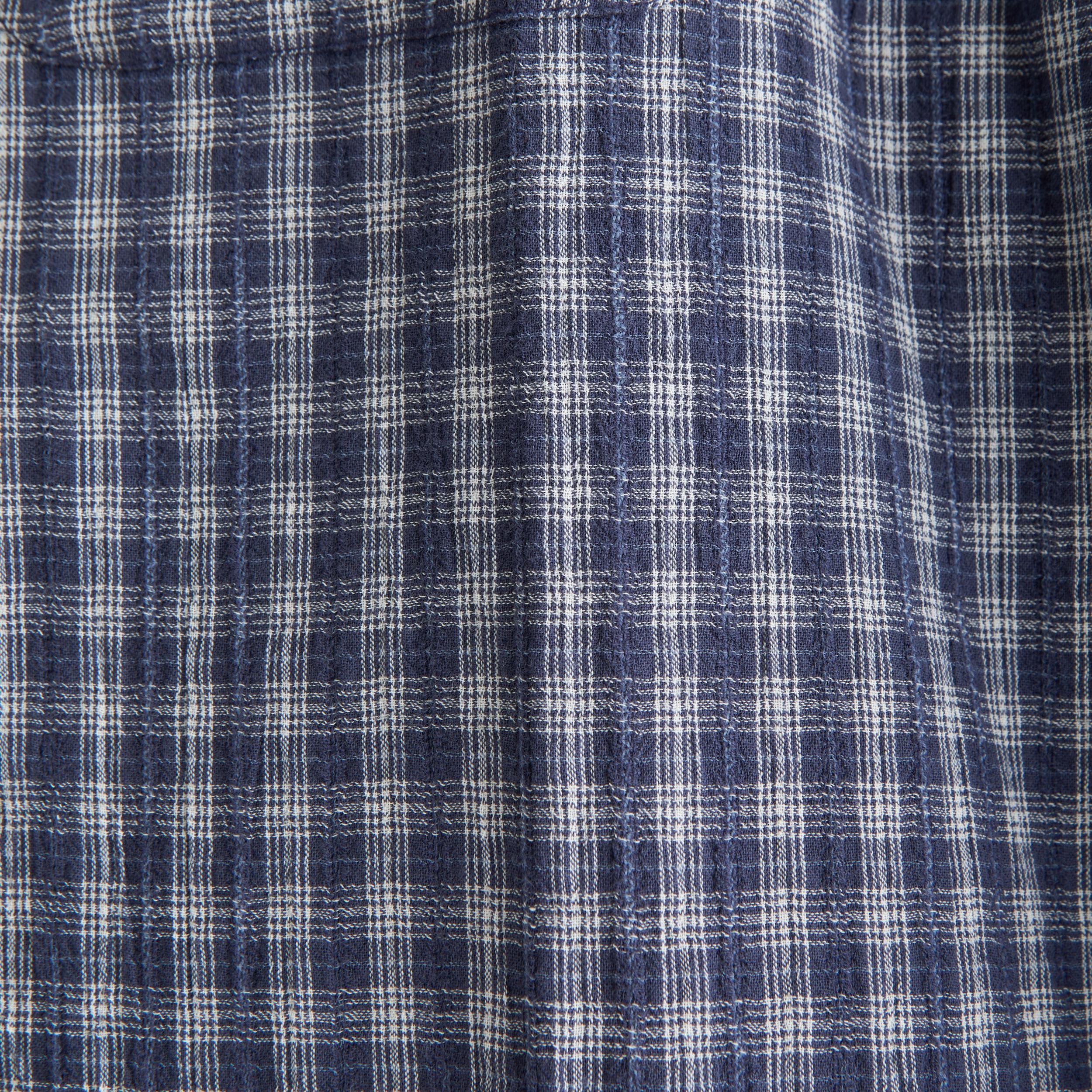 Long-Sleeve Plaid Button-Up Shirt Product Image