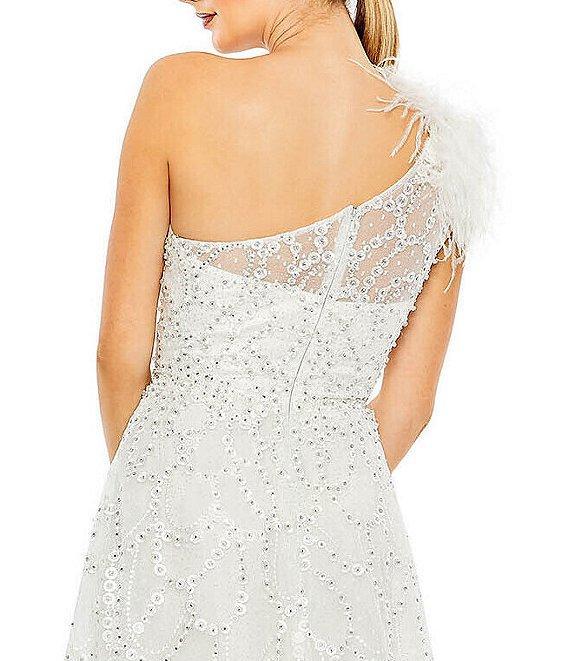 Mac Duggal Embellished Asymmetrical Neck Sleeveless Feather Shoulder A-Line Gown Product Image
