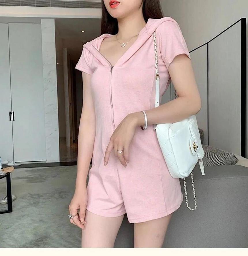 Short-Sleeve Plain Hood Zip Romper Product Image