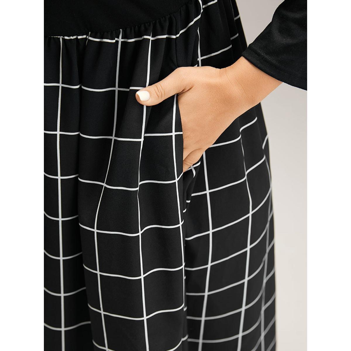 Plus Size Plaid Patchwork Pocket Elastic Waist Dress Black Women Casual Printed V-neck Elbow-length sleeve Curvy Midi Dress BloomChic 12/L Product Image