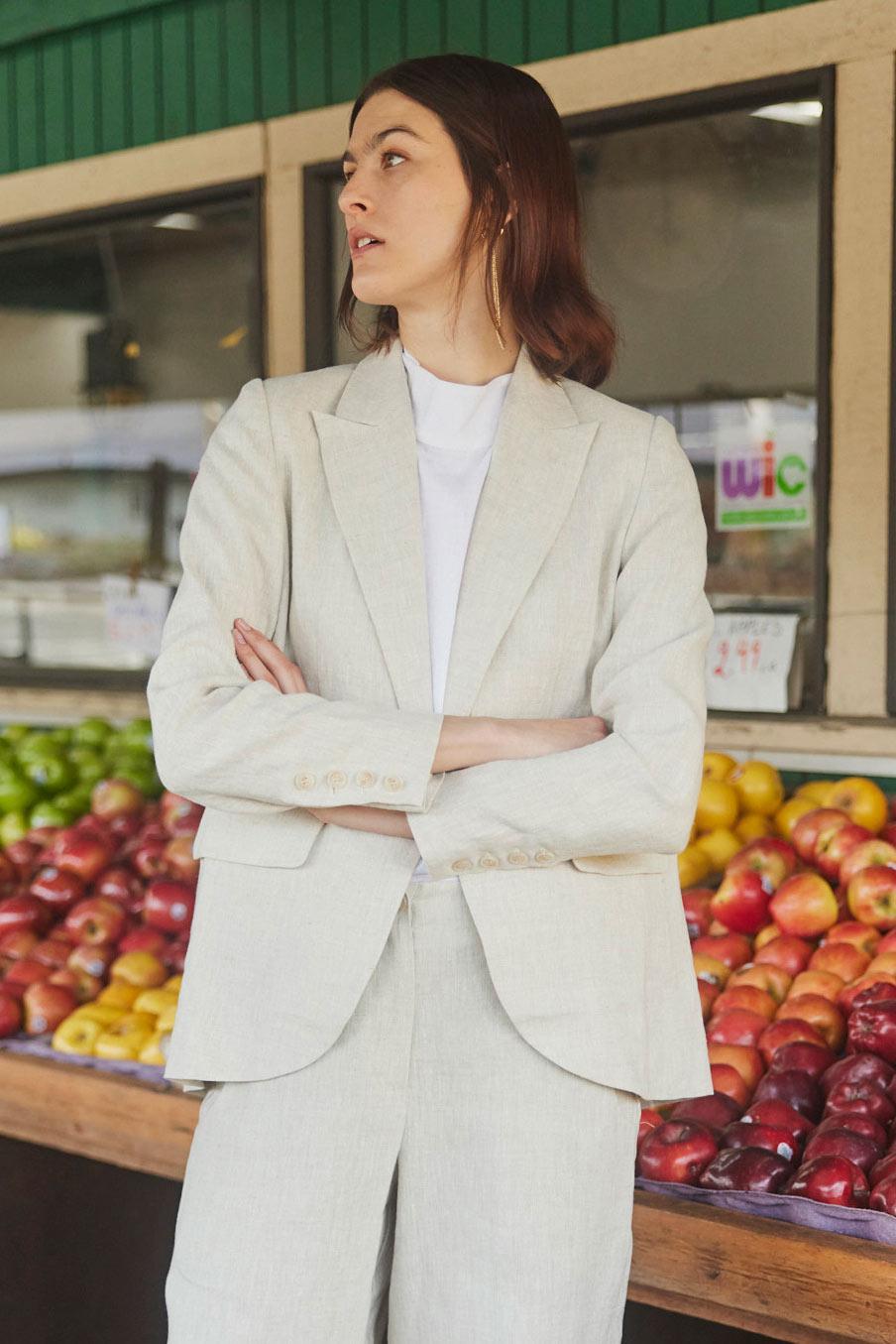 The Linen Classic Blazer That Upgrades You Product Image