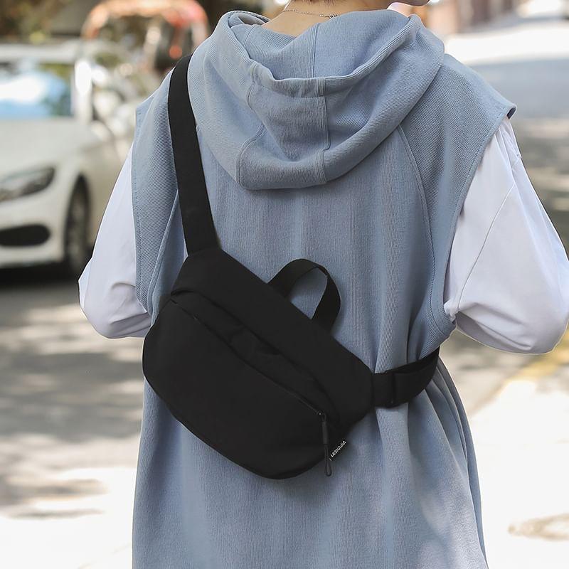 Plain Nylon Belt Bag Product Image