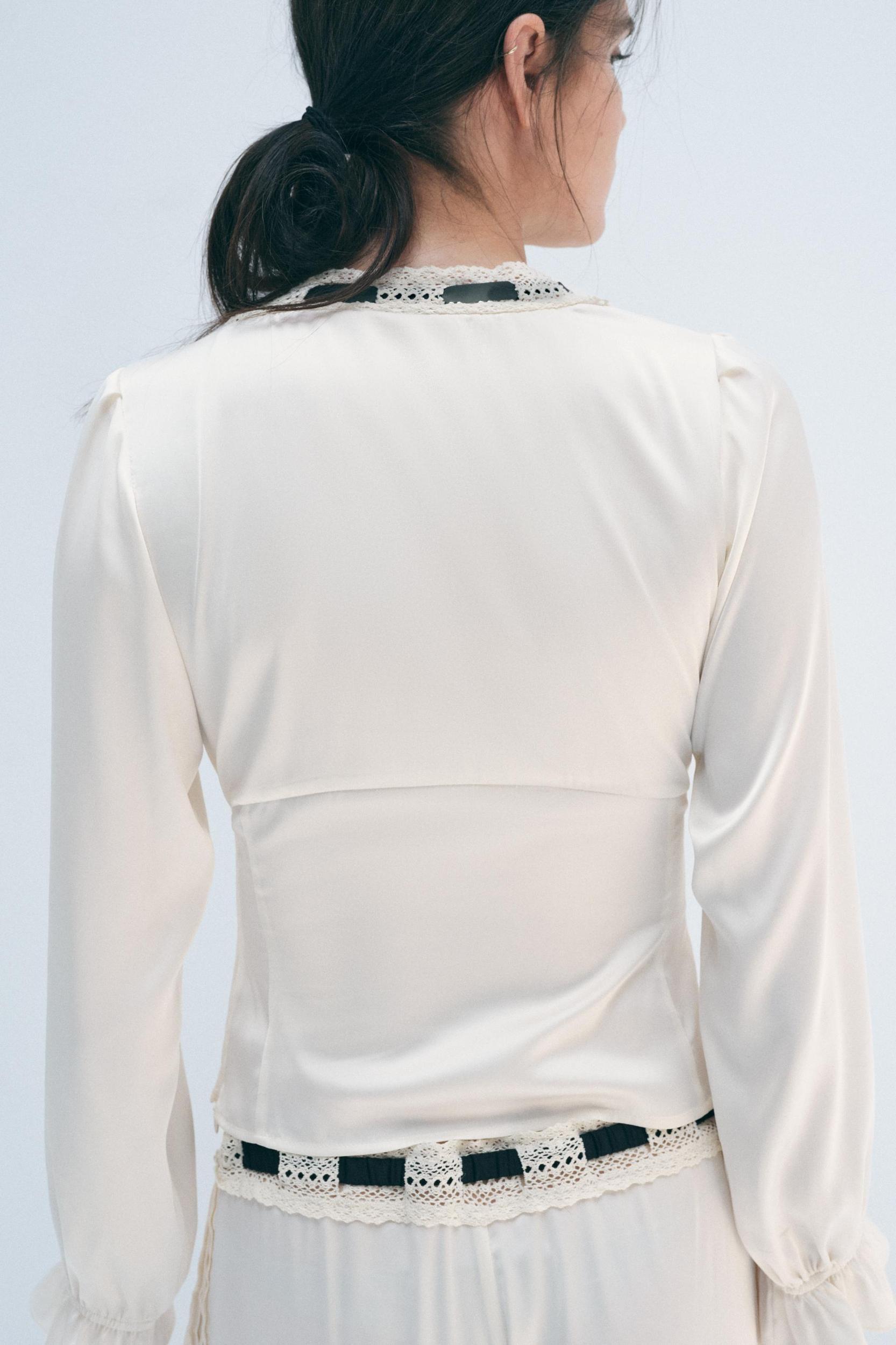 CONTRAST BOW SATIN TOP Product Image