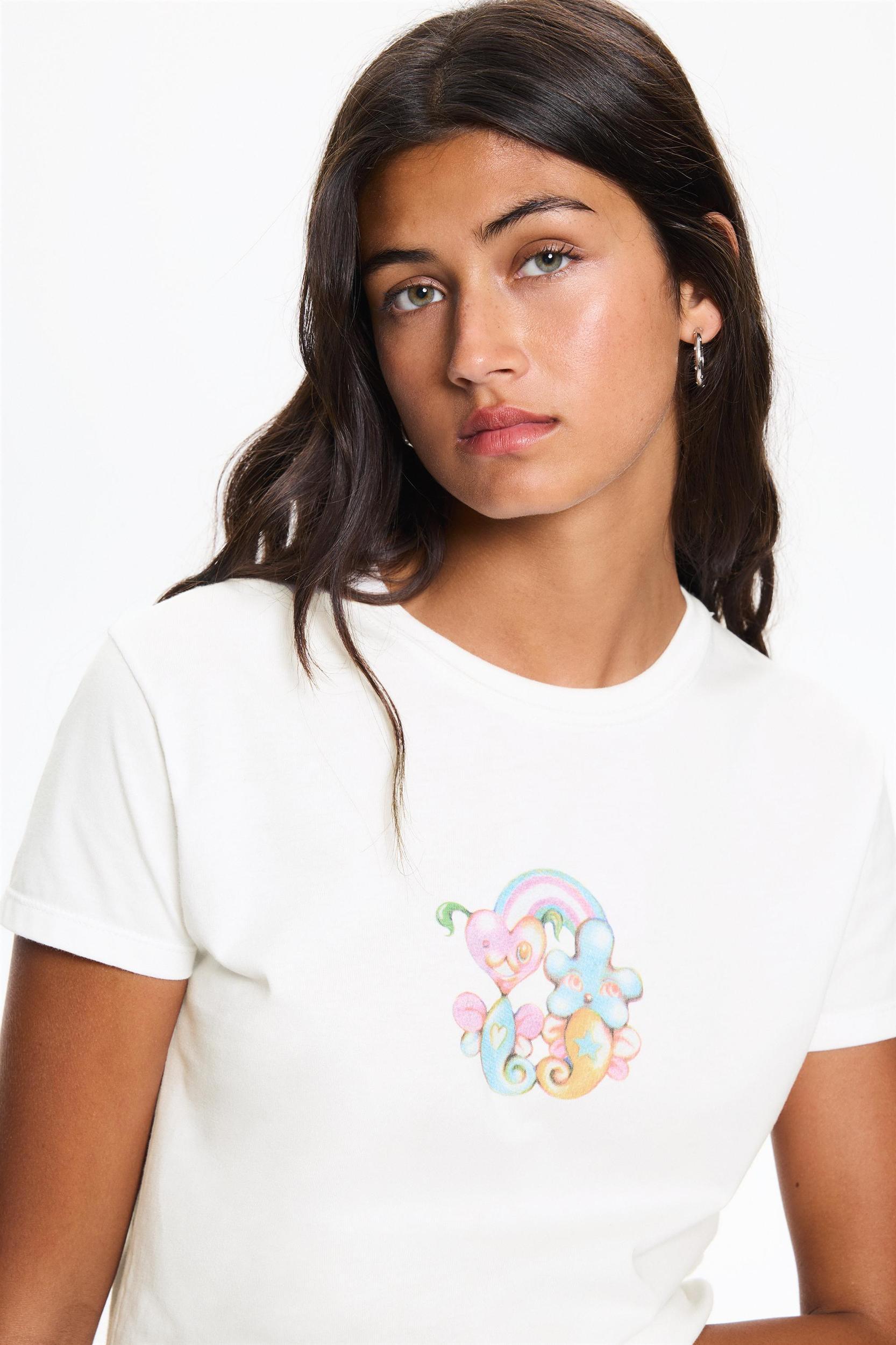 Proud to love T-shirt Product Image