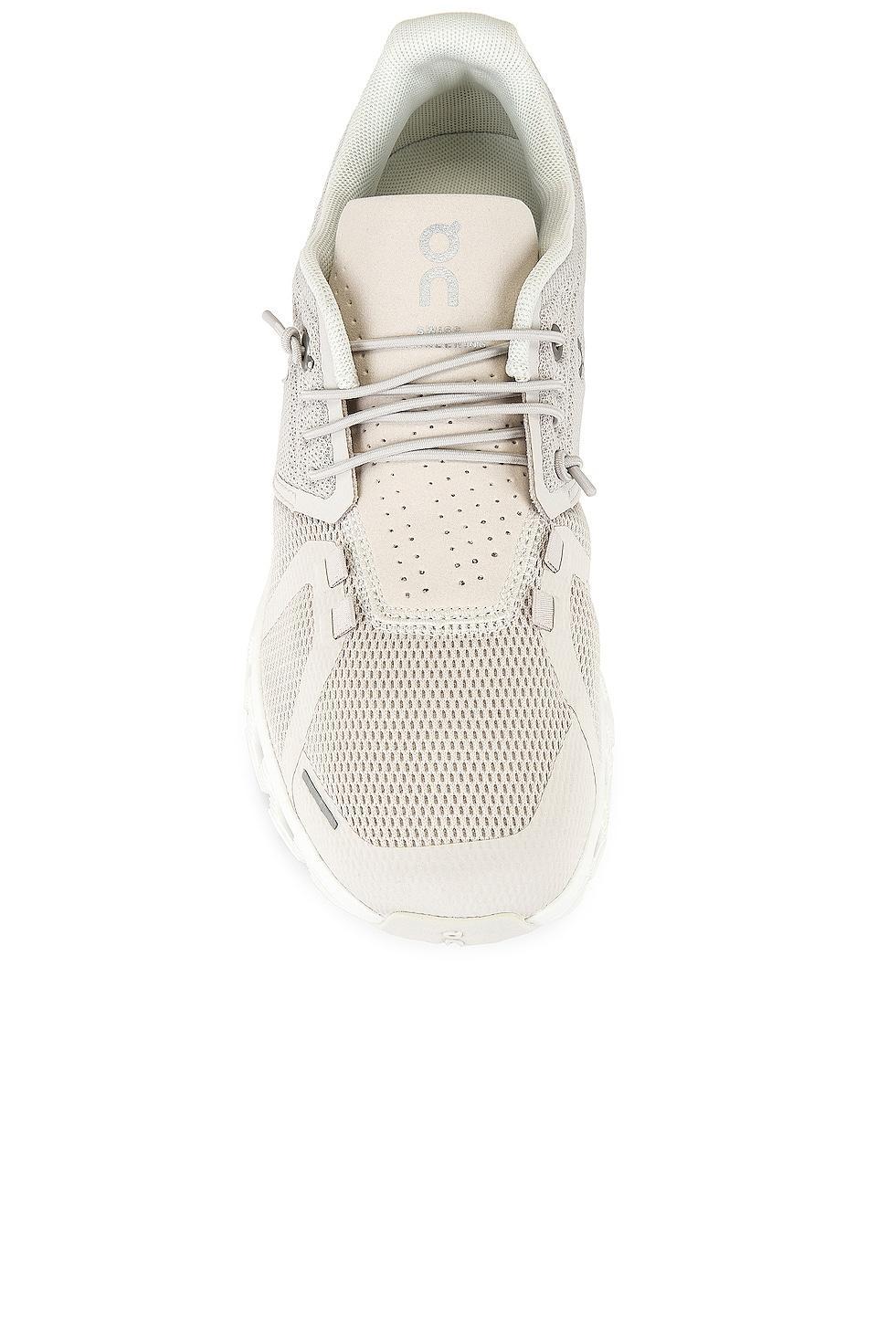 Cloud 5 Sneaker On Product Image