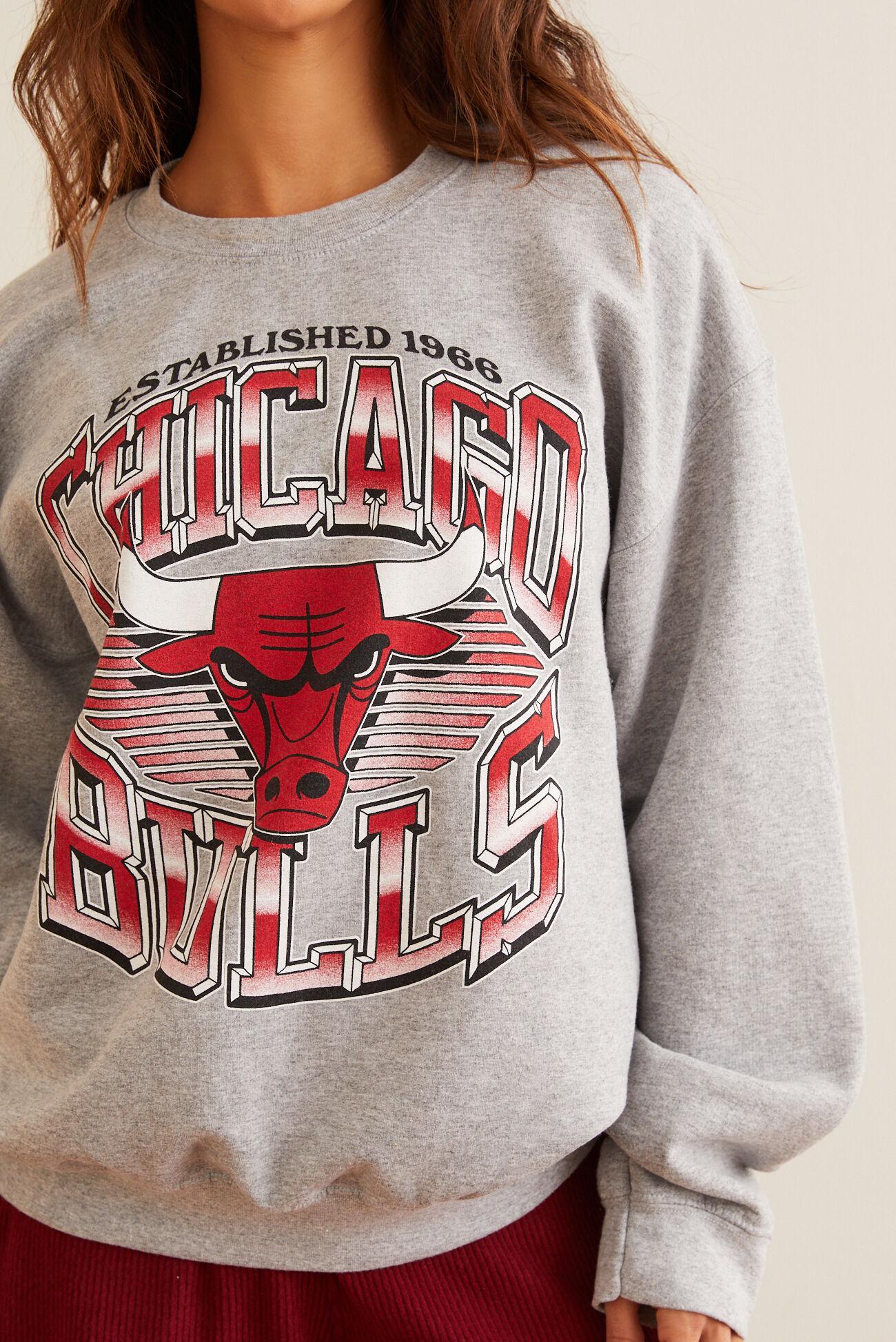 Chicago Bulls Fleece Pullover Product Image