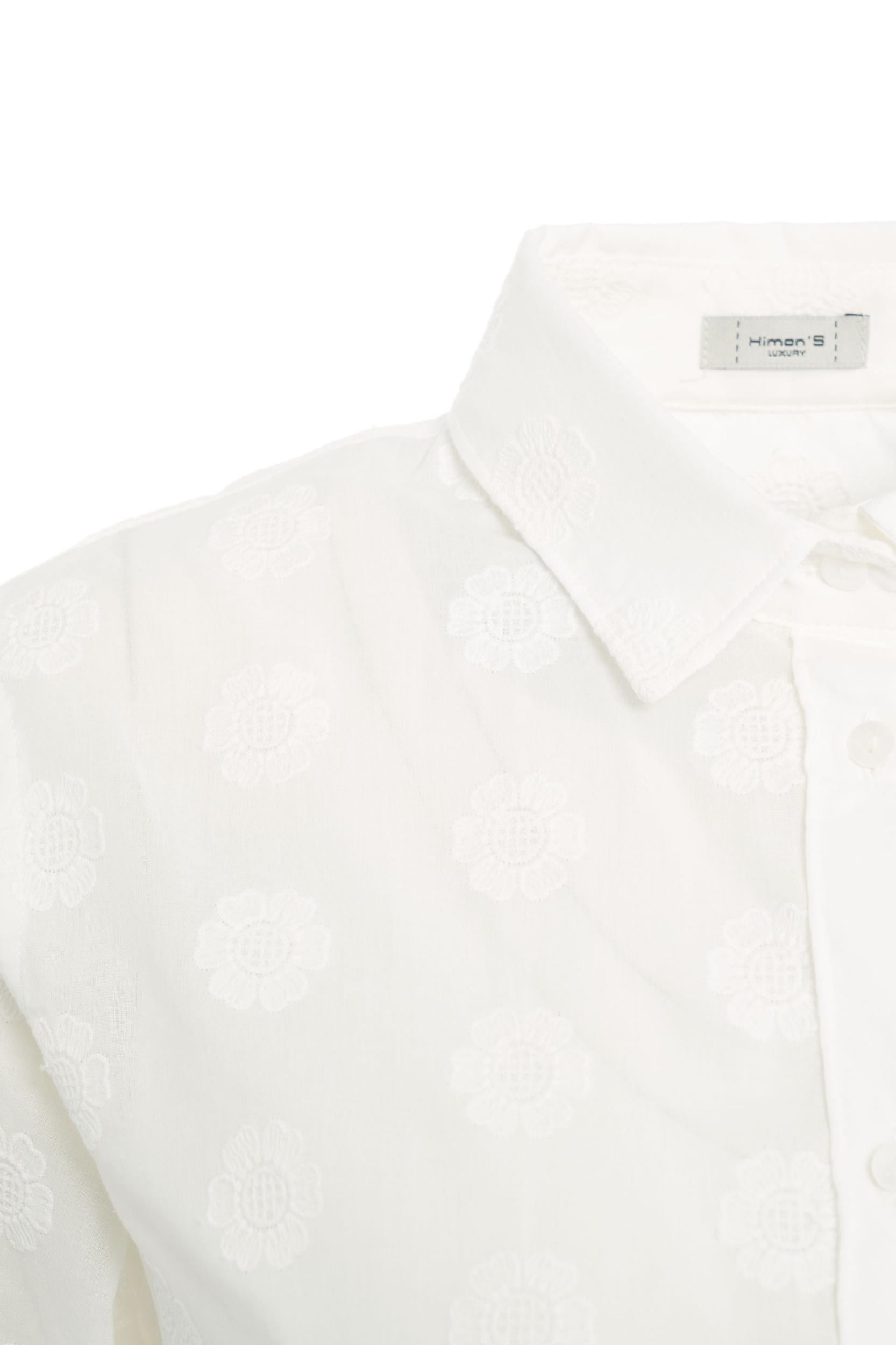 Blouse with floral embroidery Product Image