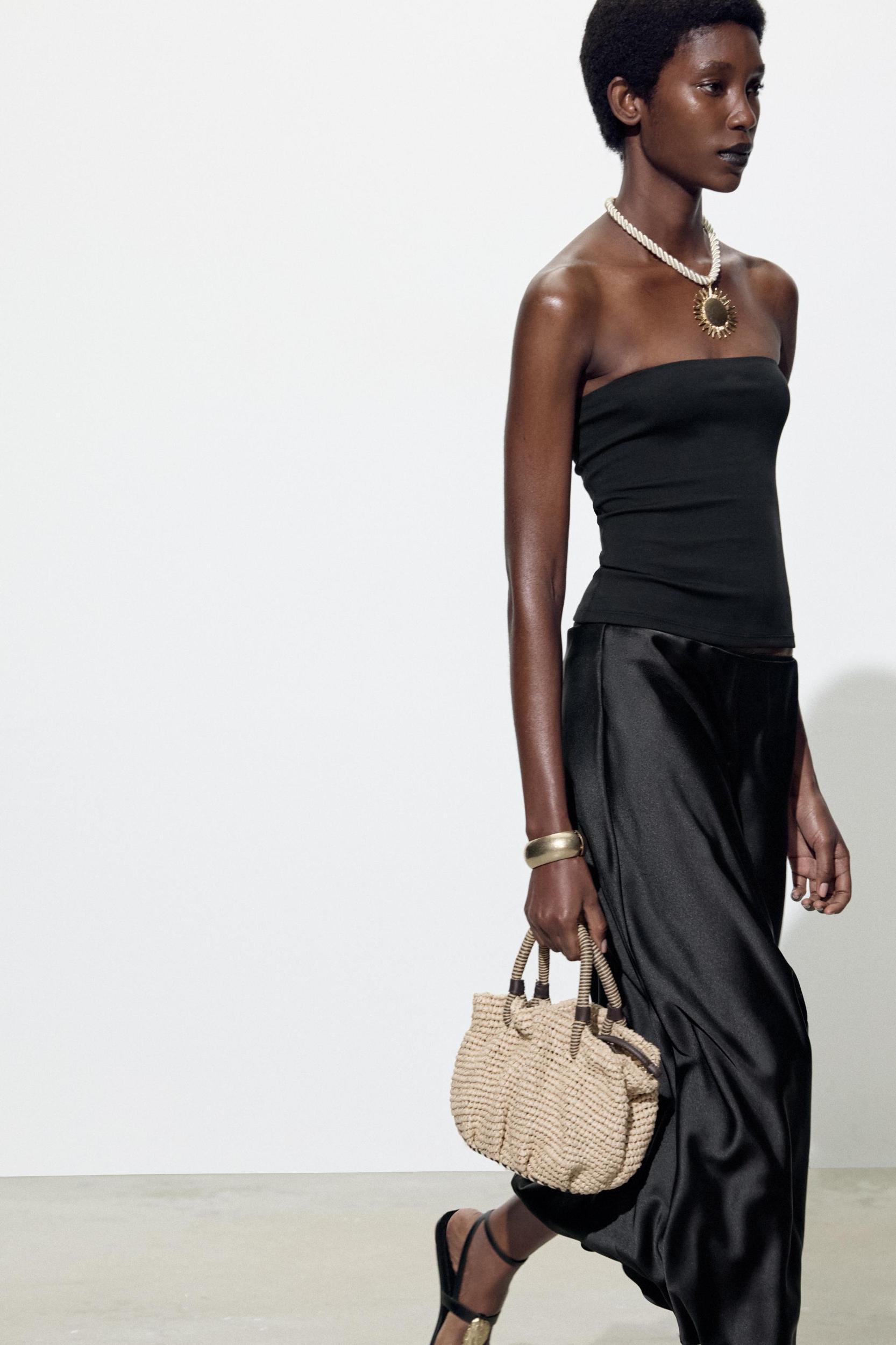 STRAPLESS TOP Product Image