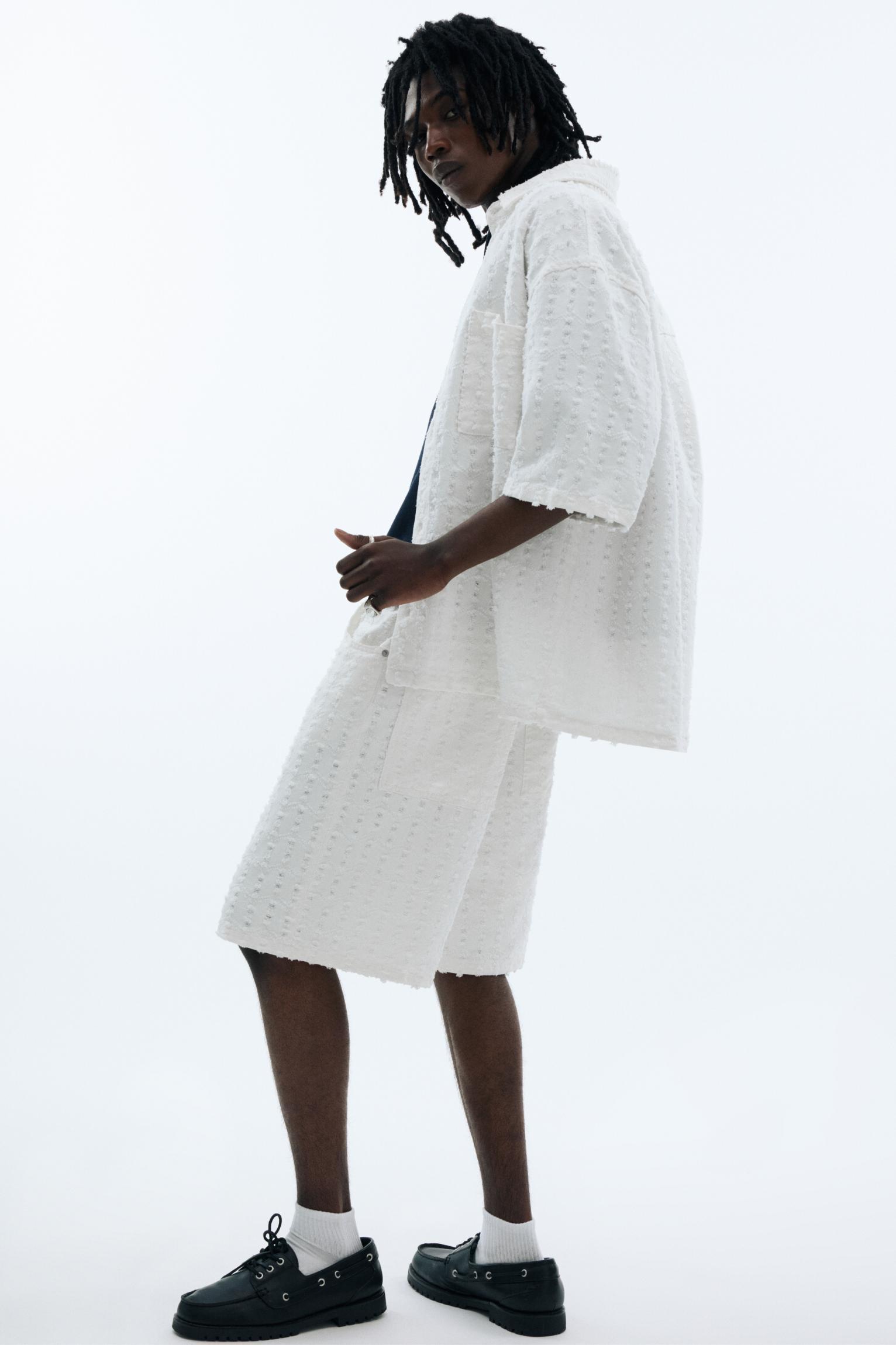 Textured short sleeve shirt Product Image