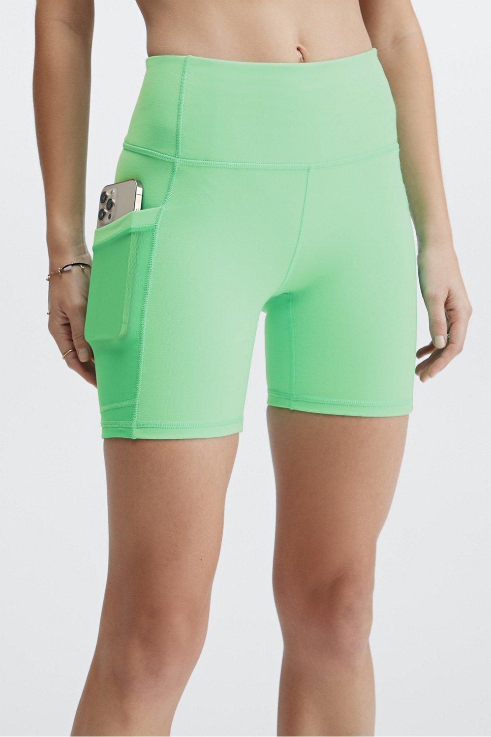 Fabletics On-The-Go High-Waisted 6 Short Womens green plus Size 4X Product Image