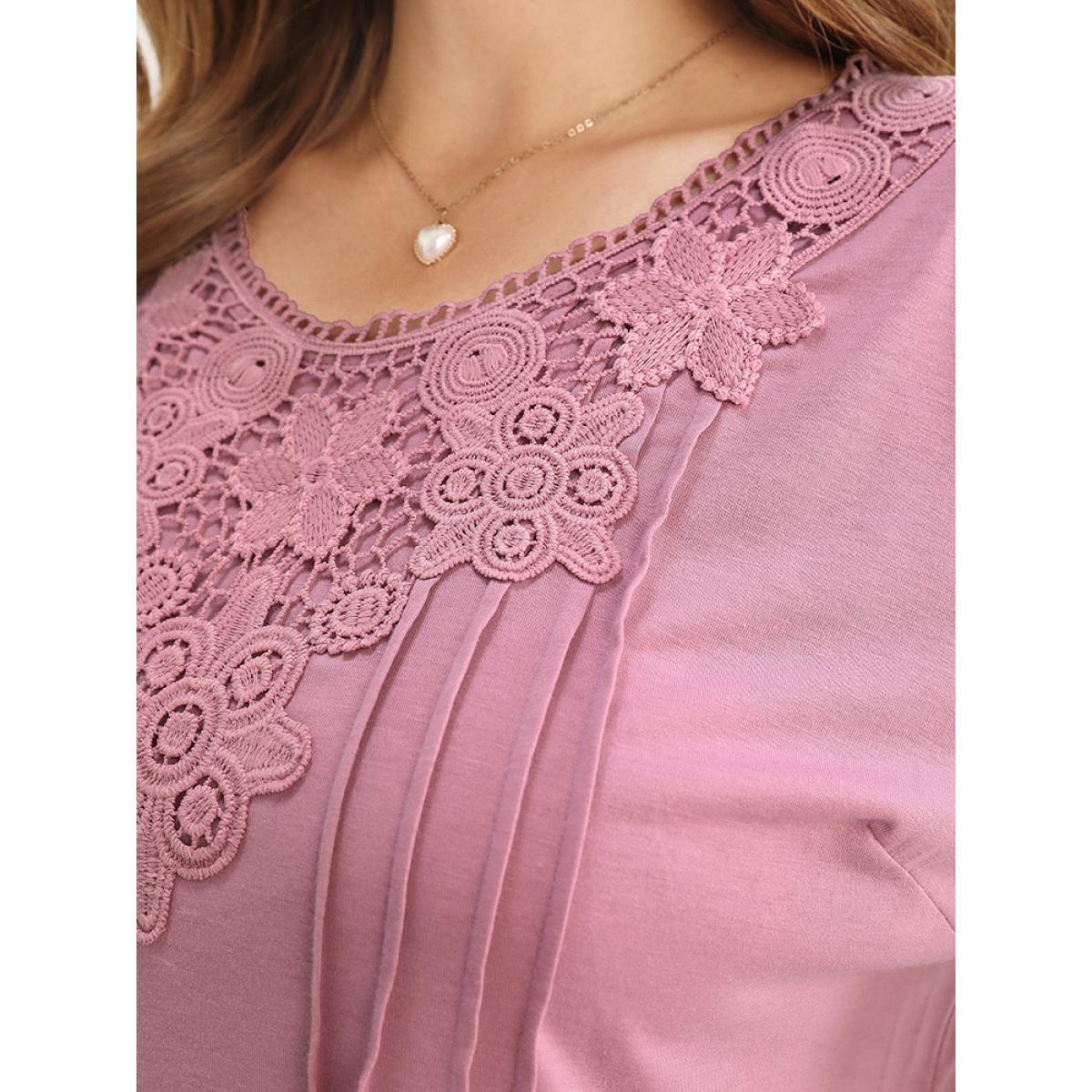 Plus Size Solid Floral Patchwork Pleated Front T-shirt Lilac Women Elegant Plain Round Neck Dailywear T-shirts BloomChic 26/4X Product Image