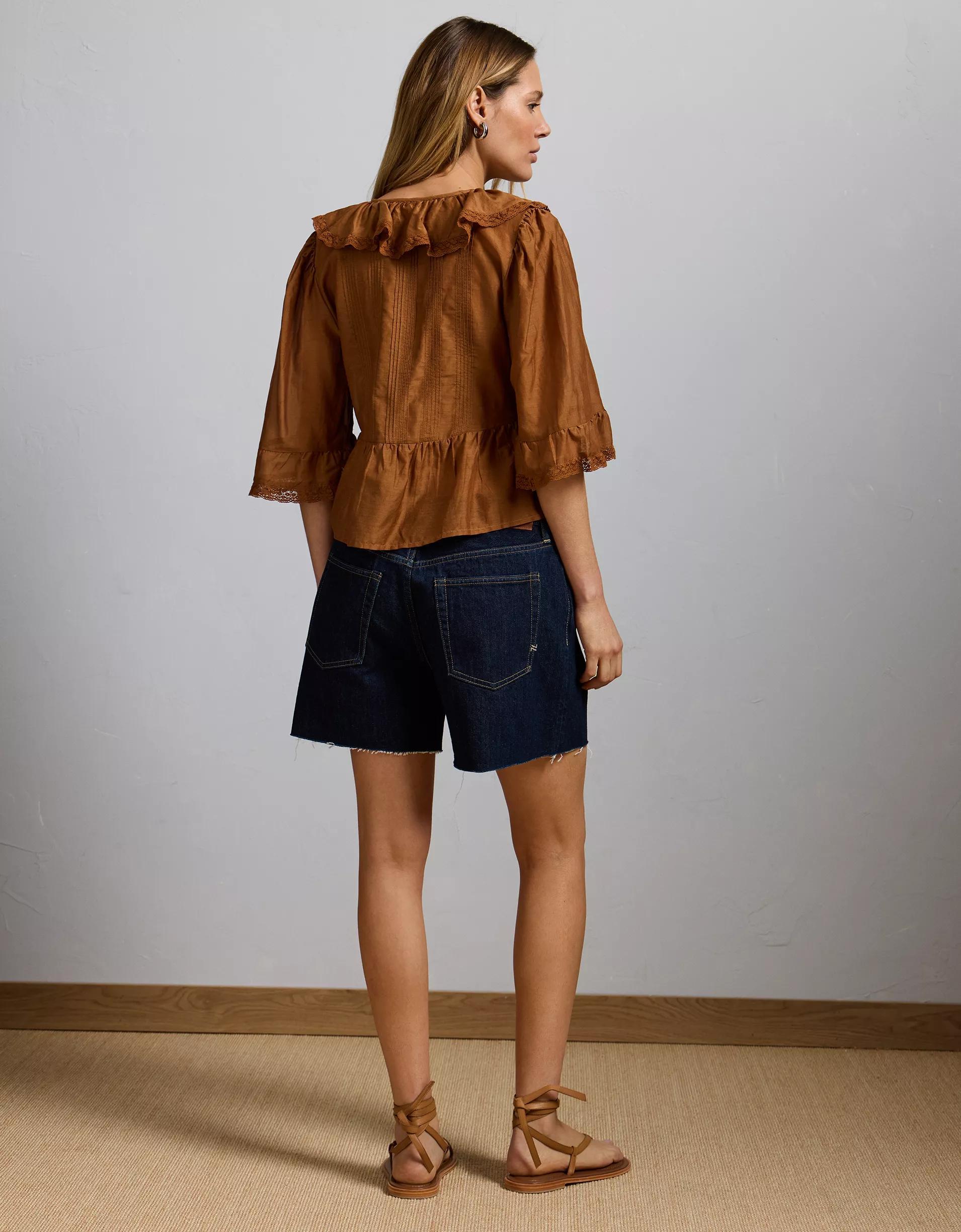 AE77 Premium Ruffle V-Neck Blouse Product Image