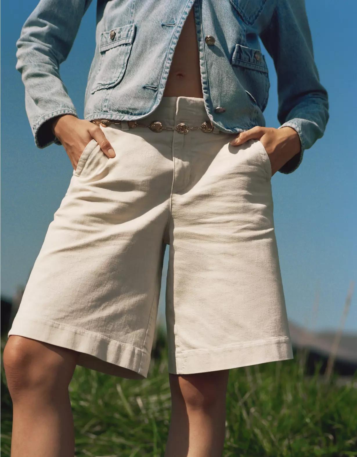 AE 11" Stretch High-Waisted Trouser Short Product Image